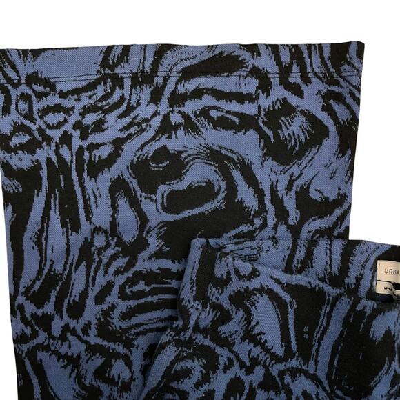 Urban Outfitters Blue Patterned Flare Pants - Picture 5 of 6